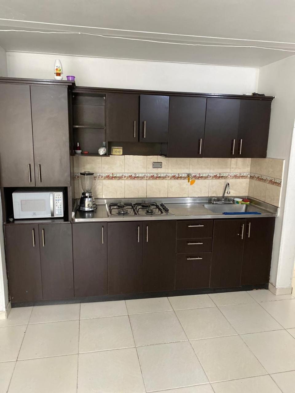 E2 Comodo Y Amplio Apartamento En Laureles Estadio 120 Mts2 Medellín Exterior foto