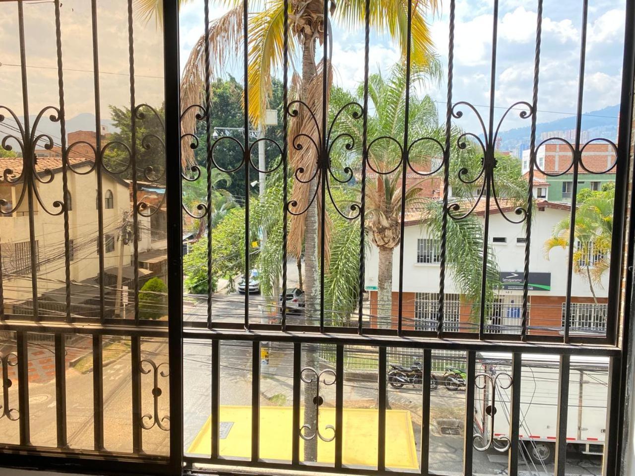 E2 Comodo Y Amplio Apartamento En Laureles Estadio 120 Mts2 Medellín Exterior foto