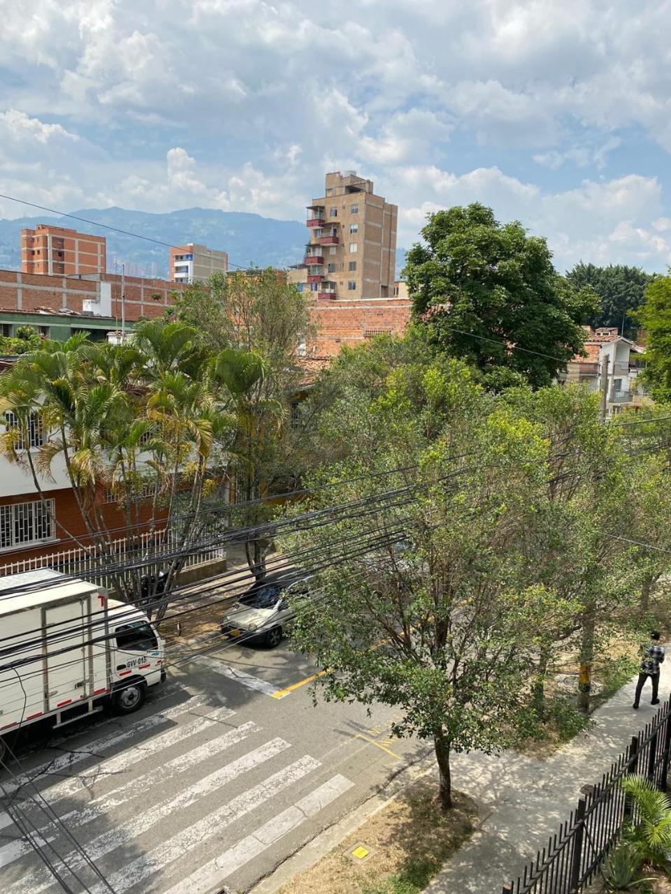 E2 Comodo Y Amplio Apartamento En Laureles Estadio 120 Mts2 Medellín Exterior foto