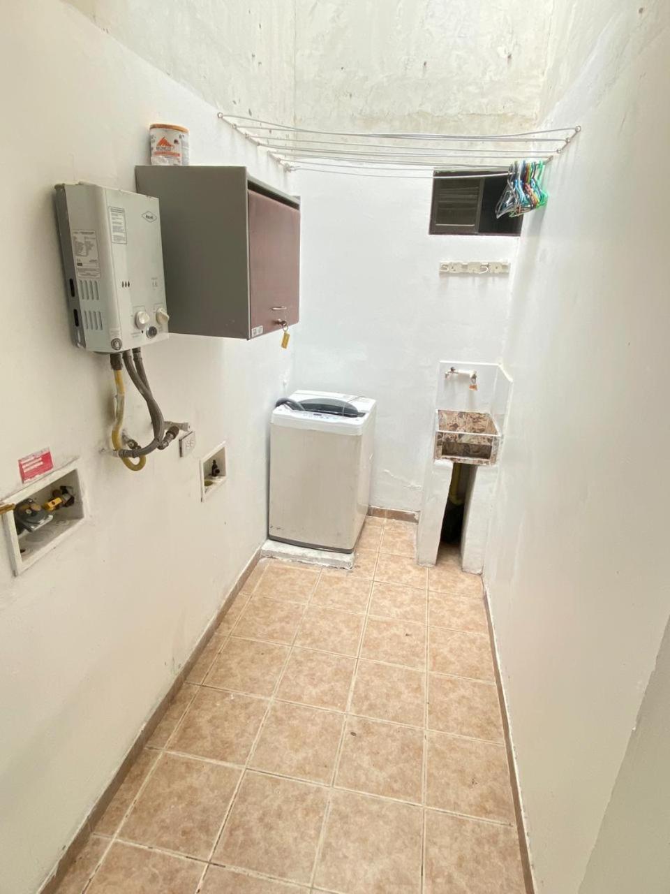 E2 Comodo Y Amplio Apartamento En Laureles Estadio 120 Mts2 Medellín Exterior foto